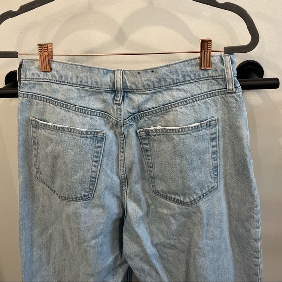 GAP high waisted mom jeans - Picture 3 of 5